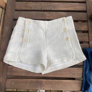 Sezane Cream ButtonedShorts